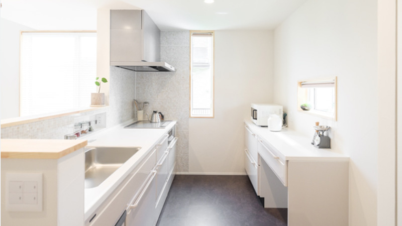 【お取引中】キッチン　3年使用 キッチン設備」の耐用年数の目安は？知っておきたい『リフォーム箇所